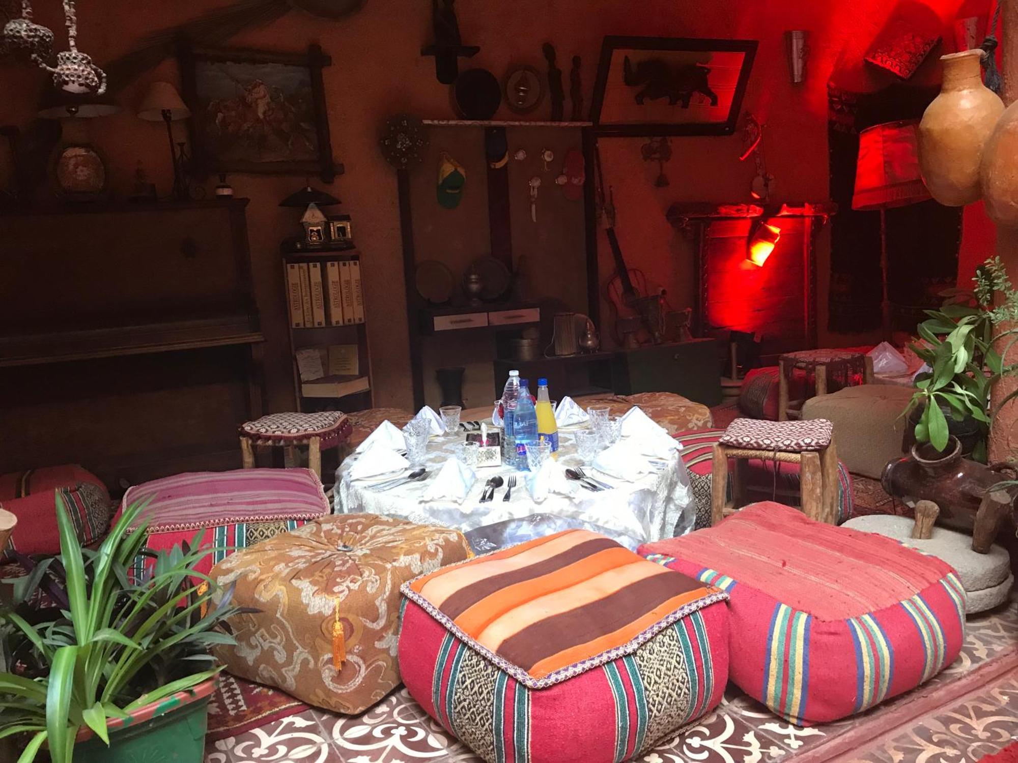 Asrir Cultural Space Тізніт Екстер'єр фото